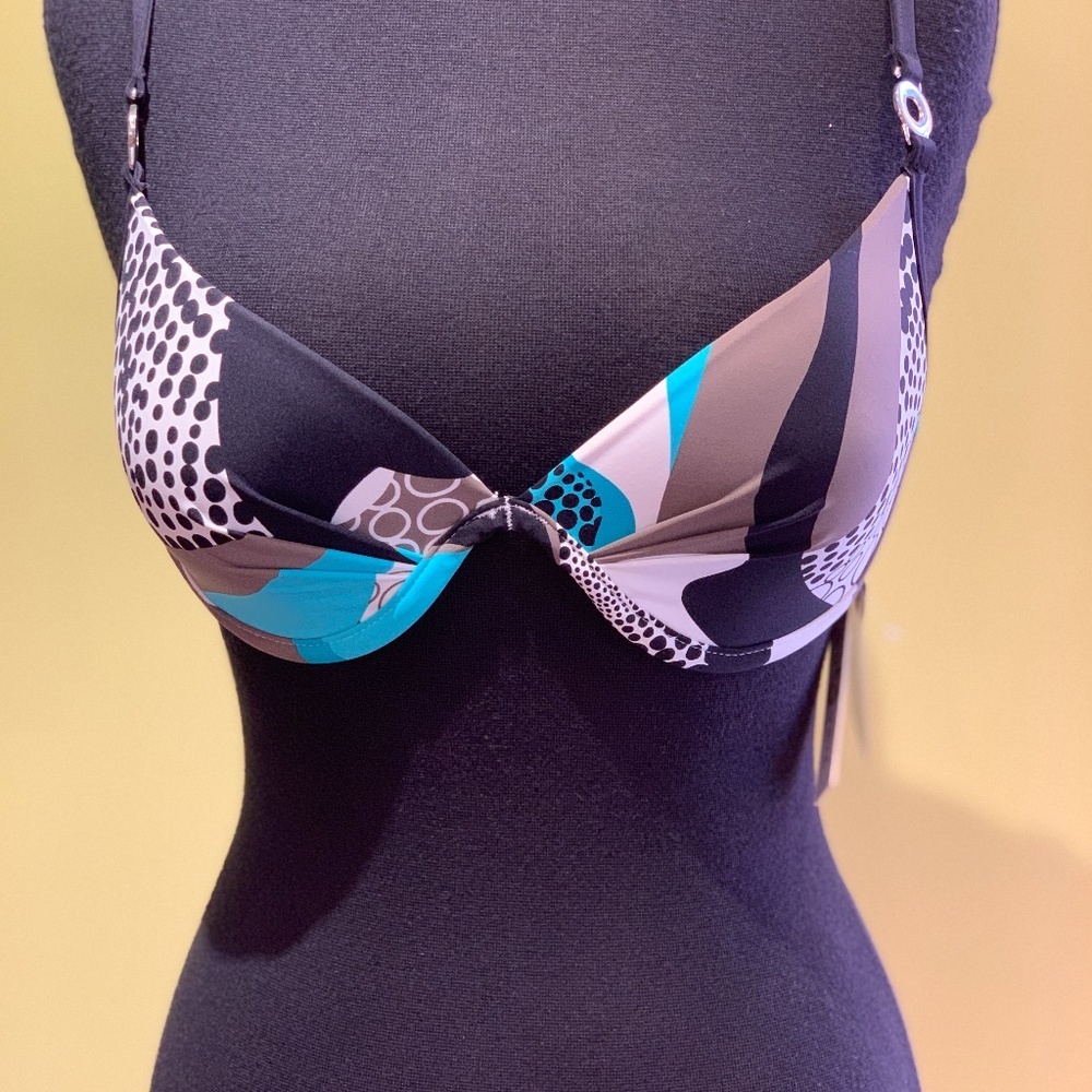 NWT Tara Grinna underwire swim top